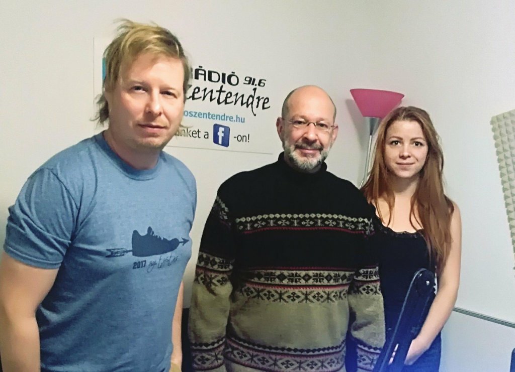 Drégely Miklós a V-8 uszoda és szabadidőközpont vezetője a Szentendre Radio FM 91.6 reggeli műsorában a #Vekkerben cáfolta a klórszivárgást.