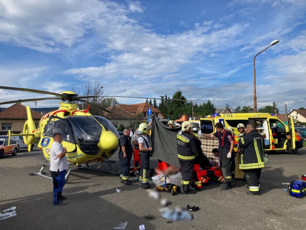 Elgázolt egy embert a H5-ös HÉV Pomázon