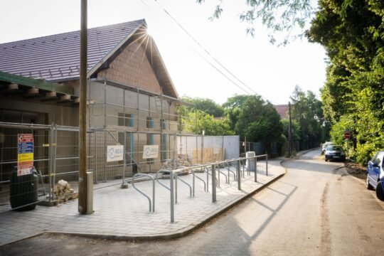 Műszaki átadás a Vasút soron