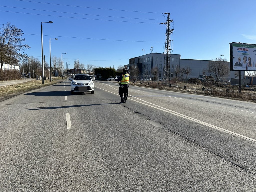 Szigorú közúti ellenőrzés