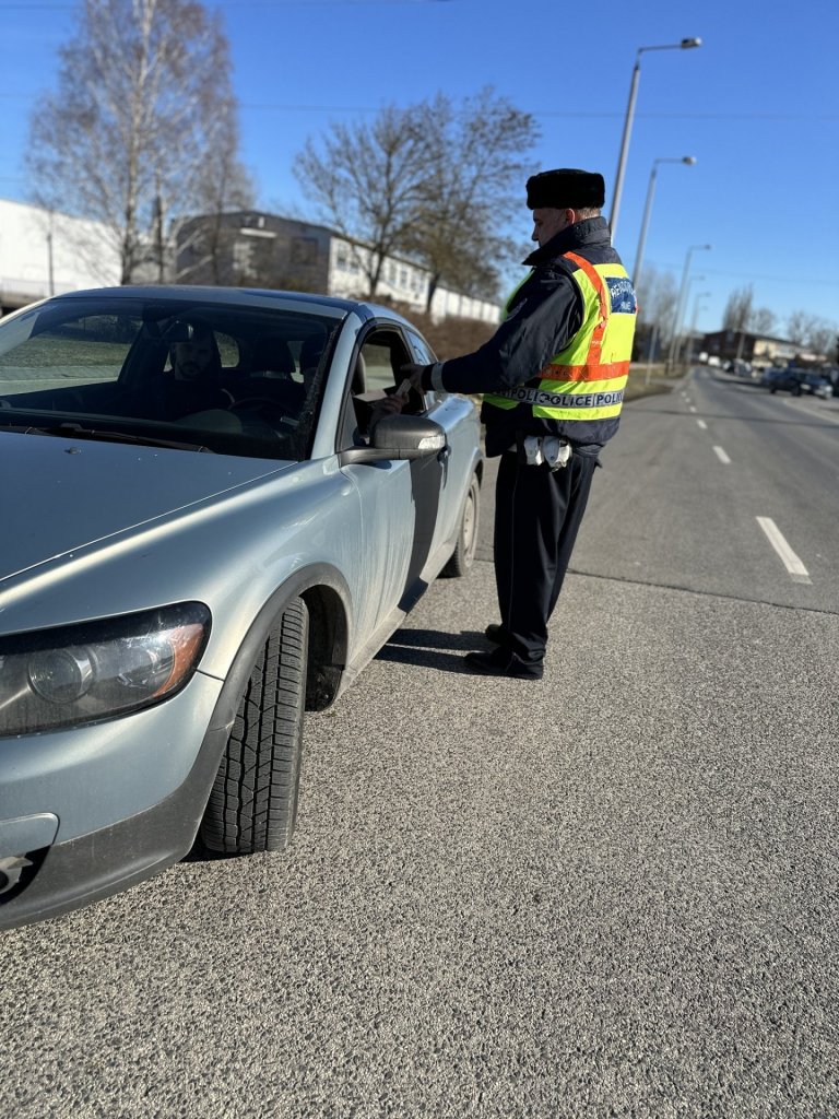 Szigorú közúti ellenőrzés