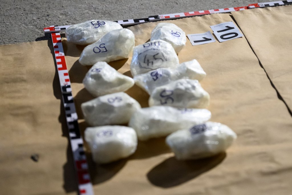 152 kiló kokain, 226 milliós vagyon a rendőrök kezén