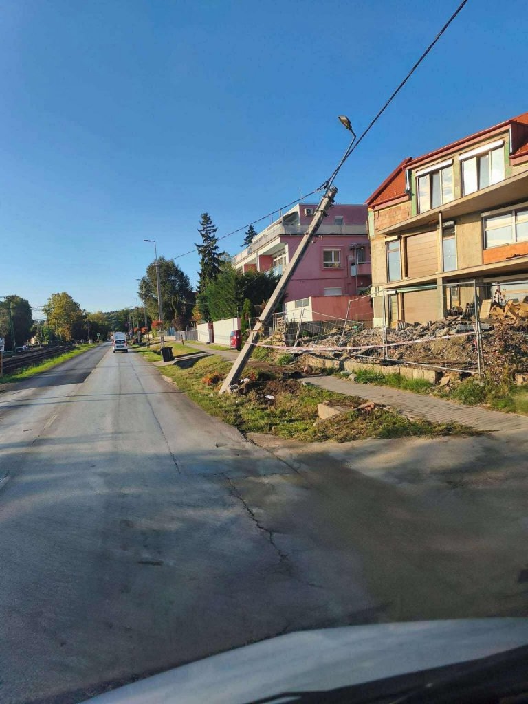 Hatalmas baleset Budakalászon