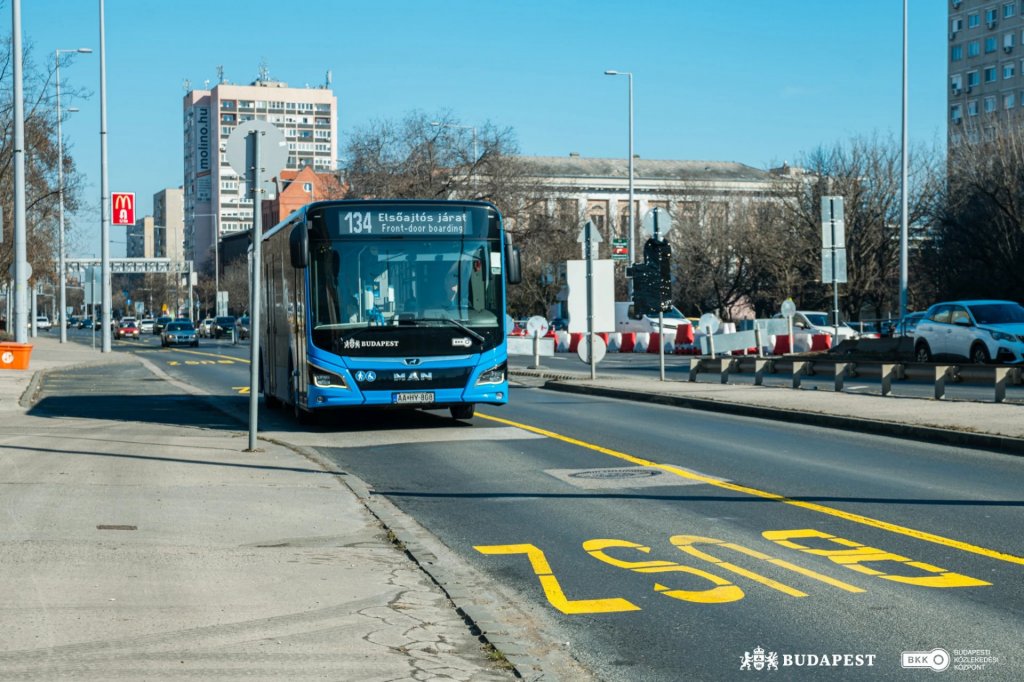 A forgalmas Szentendrei úton további munkálatok