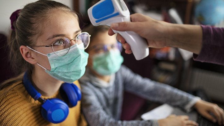 Kötelező lesz a lázmérés az iskolákban