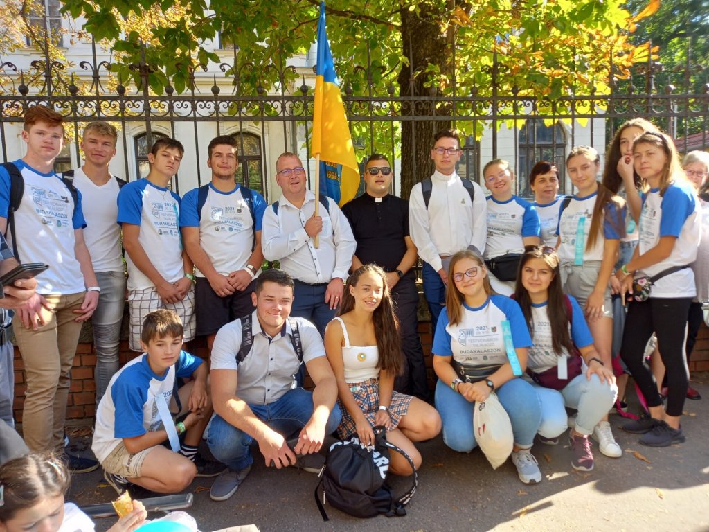 Budakalász zászlaja is ott volt a Hősök terén