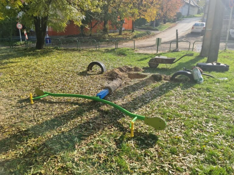 Jó hír a családosoknak: felújítják a budakalászi játszótereket