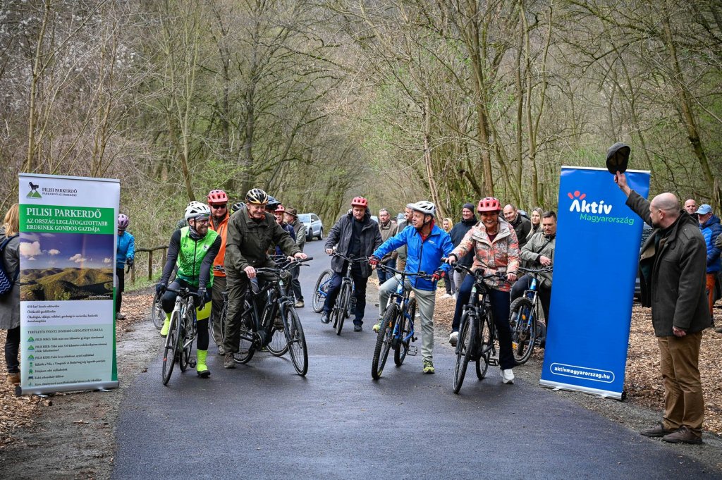 Megújult a Pilisi Parkerdő egyik legnépszerűbb erdei kerékpáros útvonala