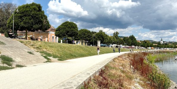 Nyilvános fórum a pihenőlépcsők kialakításáról