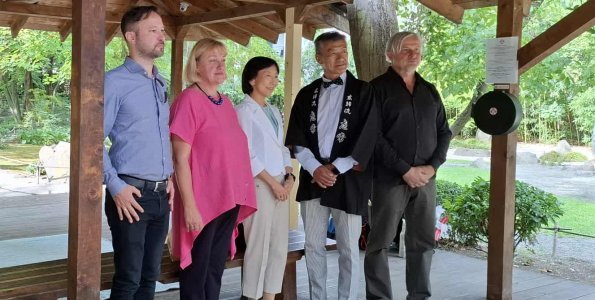 Teaházat avattak Szentendrén a japán nagykövet jelenlétében