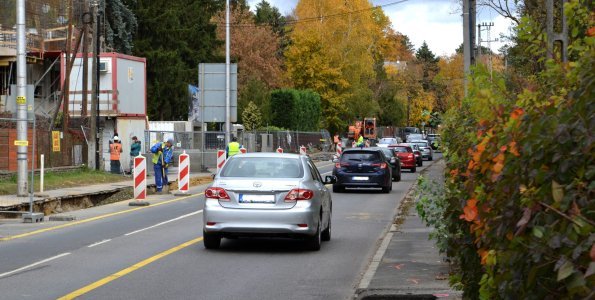 Hétvégi munkálatok a 11-es úton, a Papszigeti csomópontnál