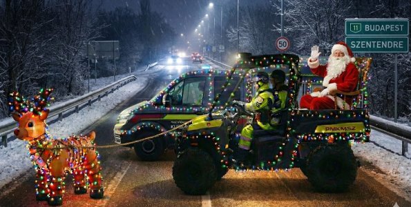 Karácsonyi fénykonvoj járja be Szentendrét a kutató-mentők szervezésében