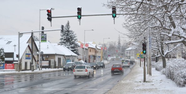 A 11-es út felújítási munkálatai nem folytathatók, amíg a nappali hőmérséklet +5 °C alatt van