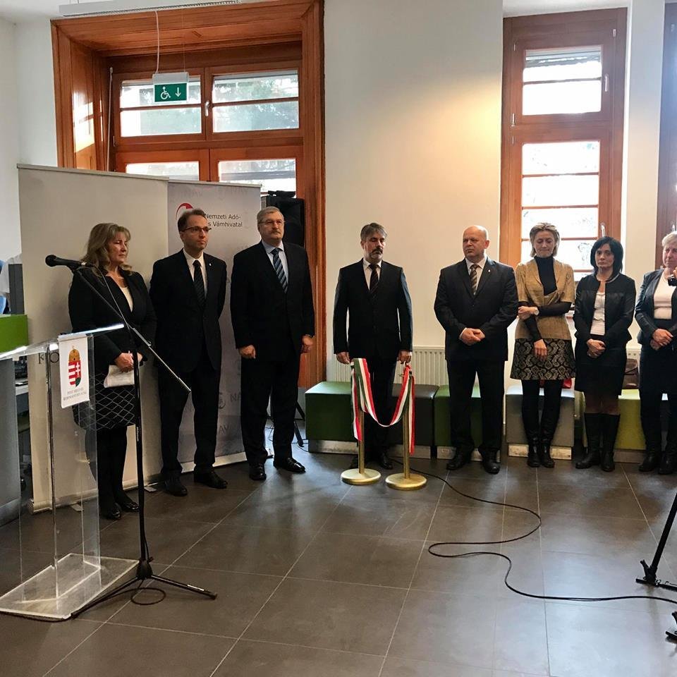 NAV - ablak - Új ügyintézési lehetőség Szentendrén