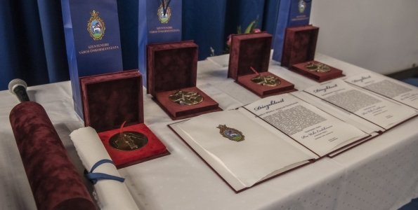 Tegyen javaslatot! Városi Kitüntető díjak 2025