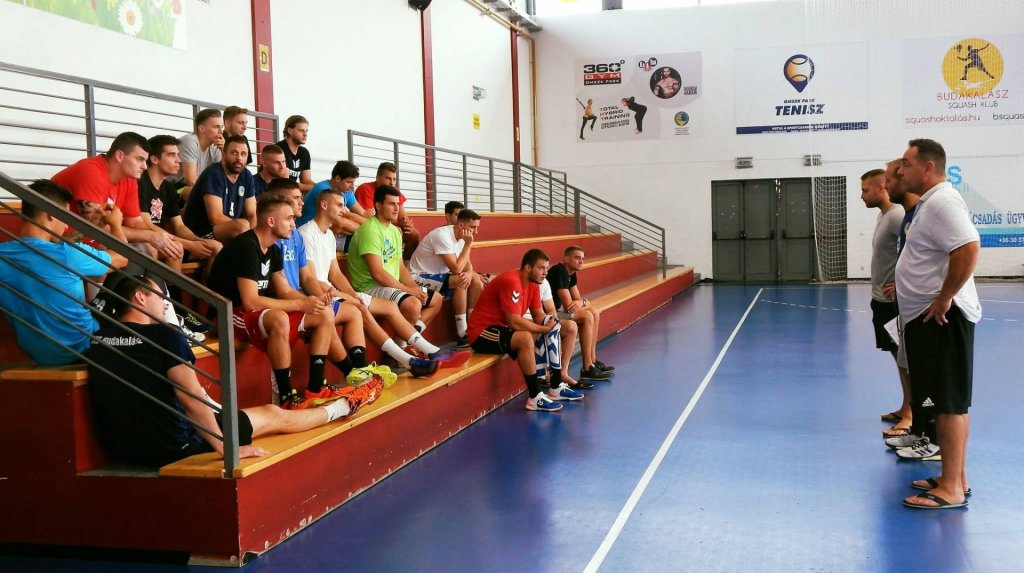 Emléktorán a Cyeb Budakalász!