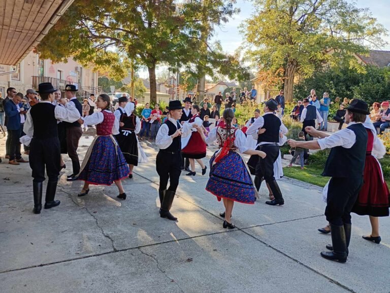 Így telt a szüretzáró táncmulatság