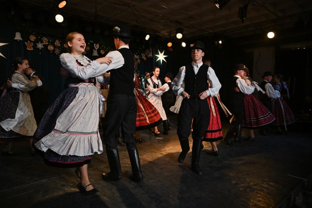 Január 18-án alapítványi bált tart a Lenvirág Táncegyüttes