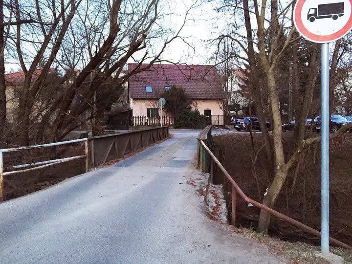 Lezárják a János utcai hidat tavaszi nagytakarítás miatt