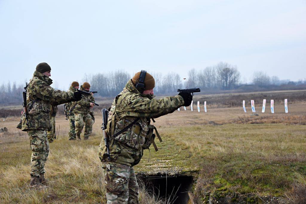 Májusi éles lőgyakorlatok Izbégen