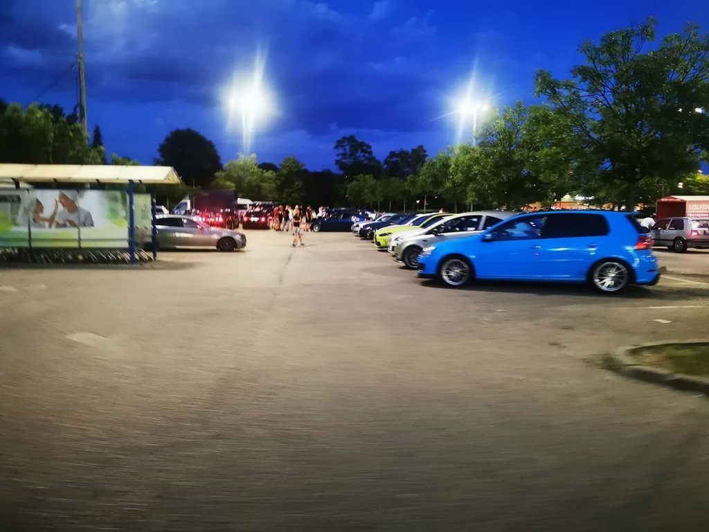 Visszaszoktak Budakalászra az illegális gyorsulók