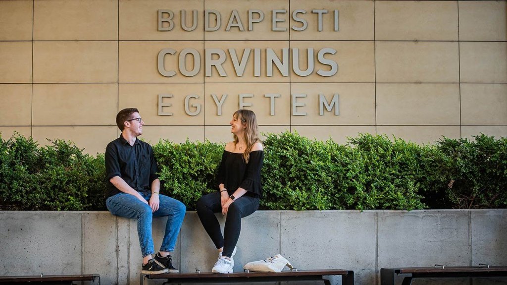 Érettségizett, rászoruló fiatalok jelentkezését várja a Corvinus a következő tanévi felkészítő tehetségprogramjába
