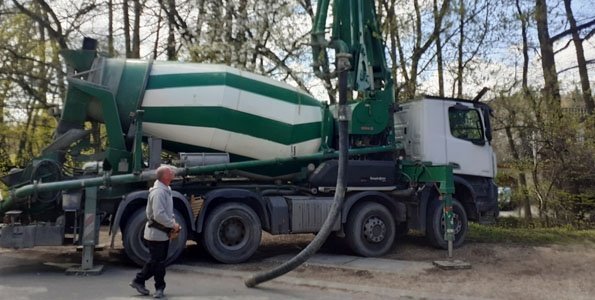 Folytatódik a János utcai híd pillérének megerősítése 