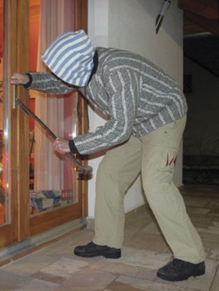 Otthonaik védelme a betörők ellen