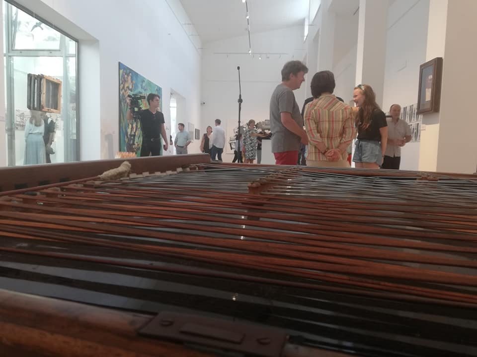 A 25 éves Ceredi Kortárs Nemzetközi Művésztelep munkáiból nyílt kiállítás a MANK-ban