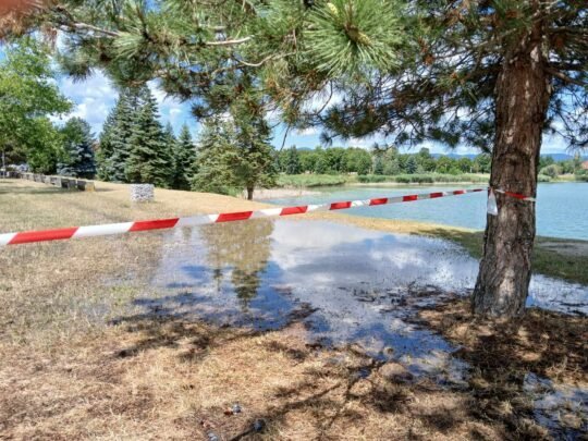 Eltört egy vezeték a Kahl am Main sétányon.