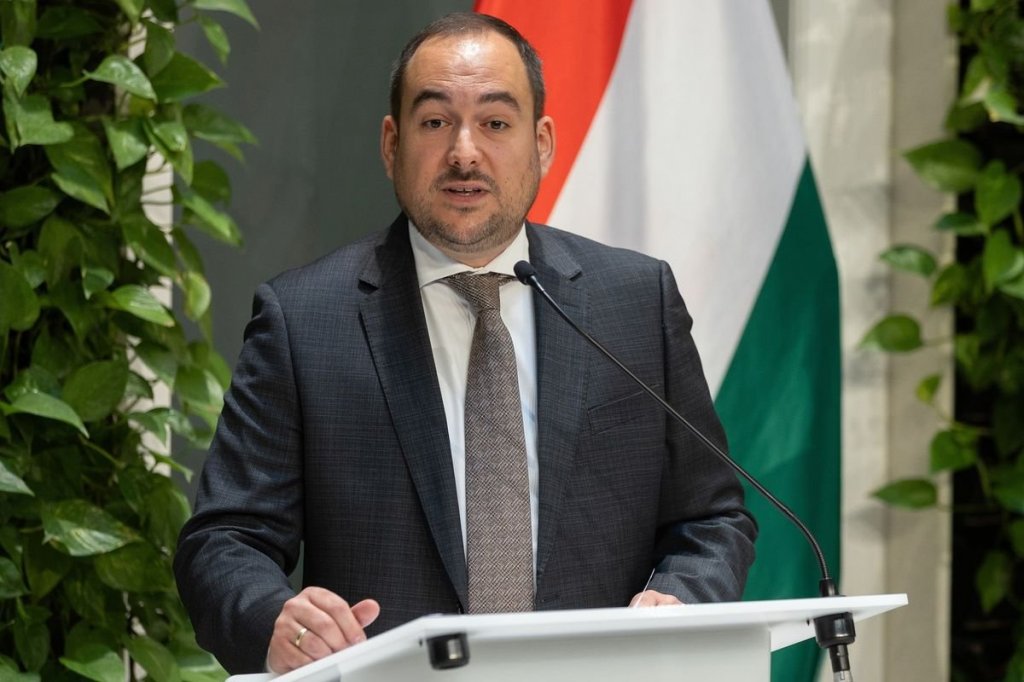 Megújul a szentendrei HÉV-vonal – 2029 végéig 18 új szerelvény érkezik