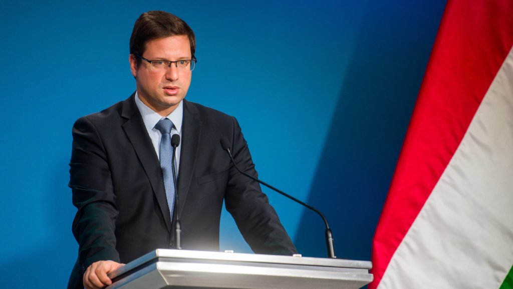 Kormányinfó: március 15-ig fennmaradnak a korlátozások