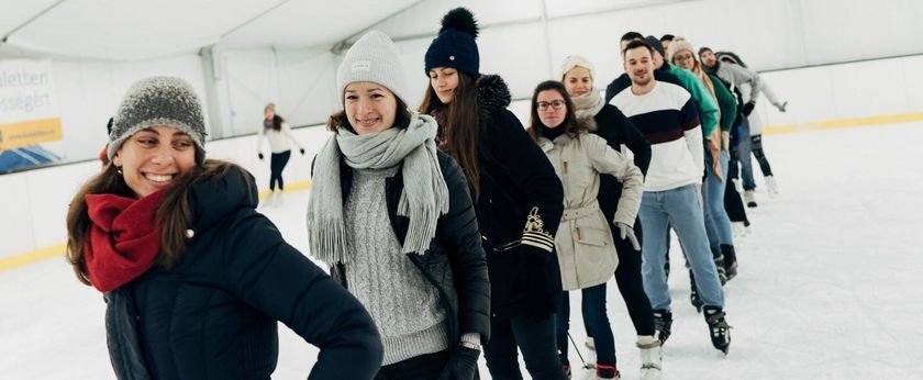 Kinyit a Közösjég Budakalászon – új szezon, új lehetőségek