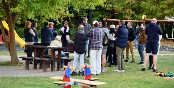 Az Ericsson játszótéren tartott lakossági fórumot Magyar Judit