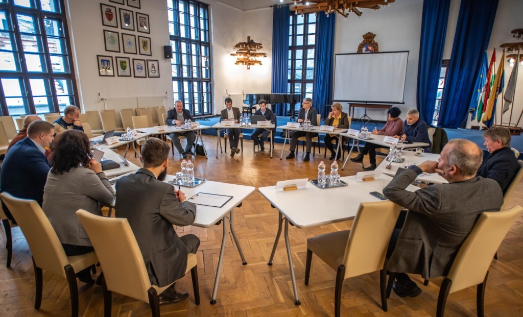 A Versenyképes Járások Programról tartanak kerekasztal-beszélgetést kedden