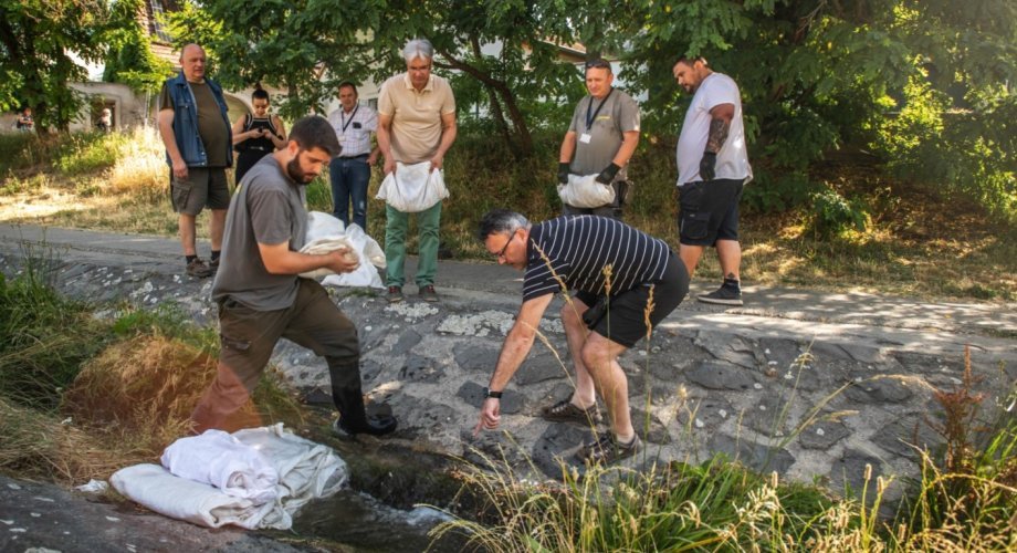 Új mederkialakítás a Bükkös-pataknál a természetesebb élőhelyért