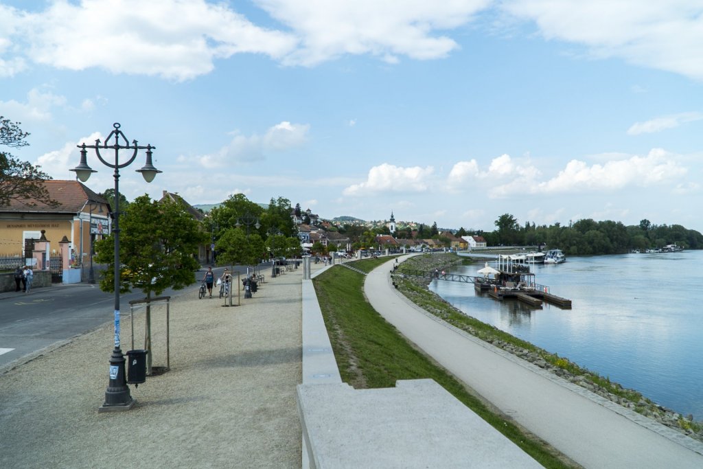 Híd helyett komp? Interjú Révész Máriusz kormánybiztossal