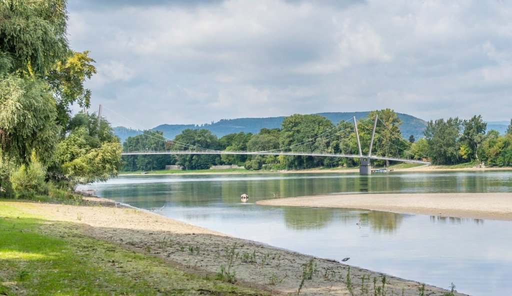 Megkapta az építési engedélyt Magyarország első kerékpáros Duna-hídja