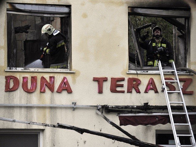 Leégett egy Cukrászda Leányfalun