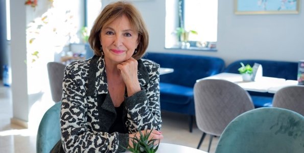 Szentendrei szalon – kultúra és művészet egy kávé mellett