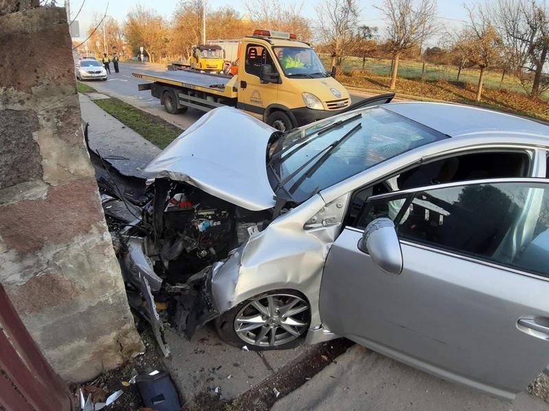 Feltehetően ittas sofőr okozta a balesetet 
