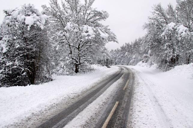 Elsőfokú riasztást adott ki hófúvás veszélye miatt az OMSZ