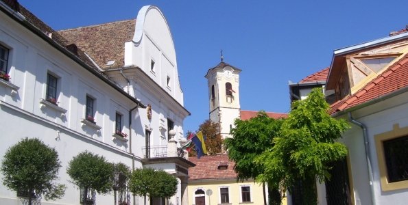 Zárva tart a Hivatal a mai napon