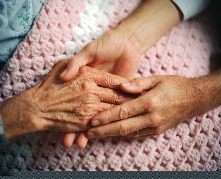 Segítséget igénylő idősek jelentkezését várja az Idősek Klubja