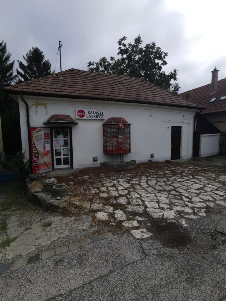 Pályázat a Budai út 2. szám alatti üzlethelyiség bérbeadására