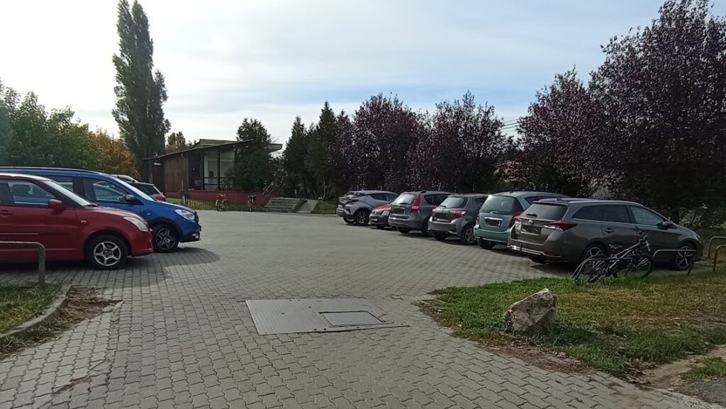 Ideiglenesen, három napra lezárják a Szentistvántelepi HÉV parkolóját.
