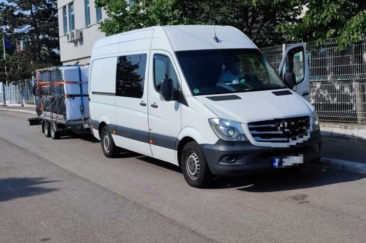 Karavánok lekapcsolása