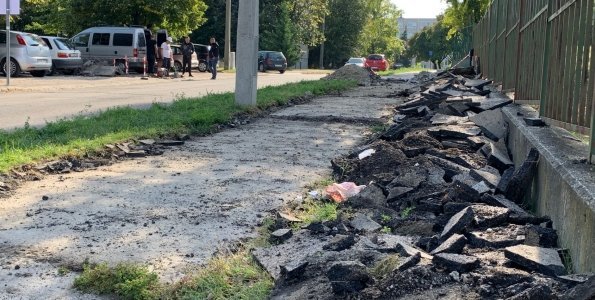 Kábelfektetés a Püspökmajoron