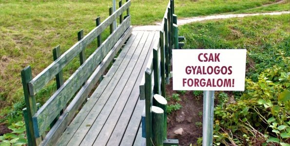 Újra biztonságos a Dera-patak kishídja