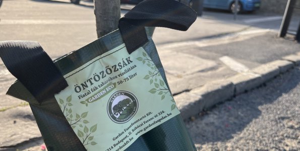 150 öntözőzsákot helyezett ki városszerte a VSZ